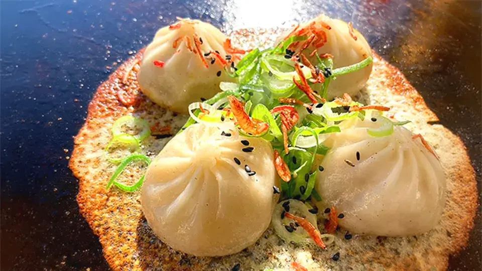 チーズ羽付き焼小籠包