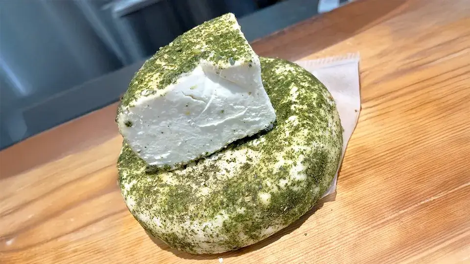 Robiola Ushi Fig tea (ロビオラ・ウシ・イチジク茶）